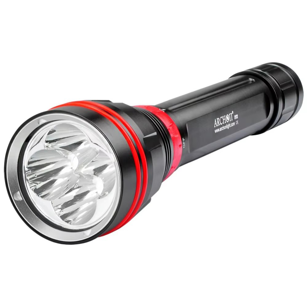 4000LM 4-LED 100 متر مقاوم للم - مراجعة Underwater Flashlight وسعره