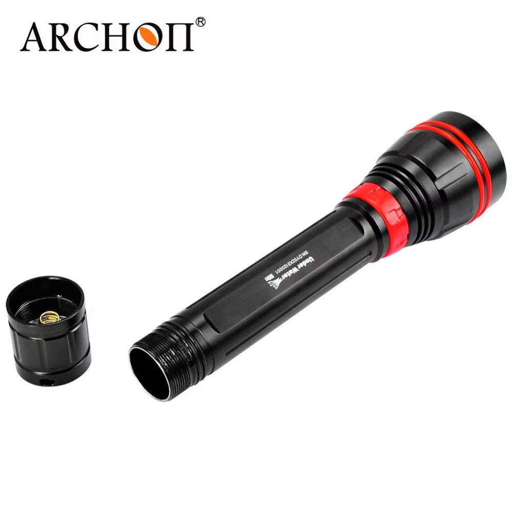 4000LM 4-LED 100 متر مقاوم للم - مراجعة Underwater Flashlight وسعره